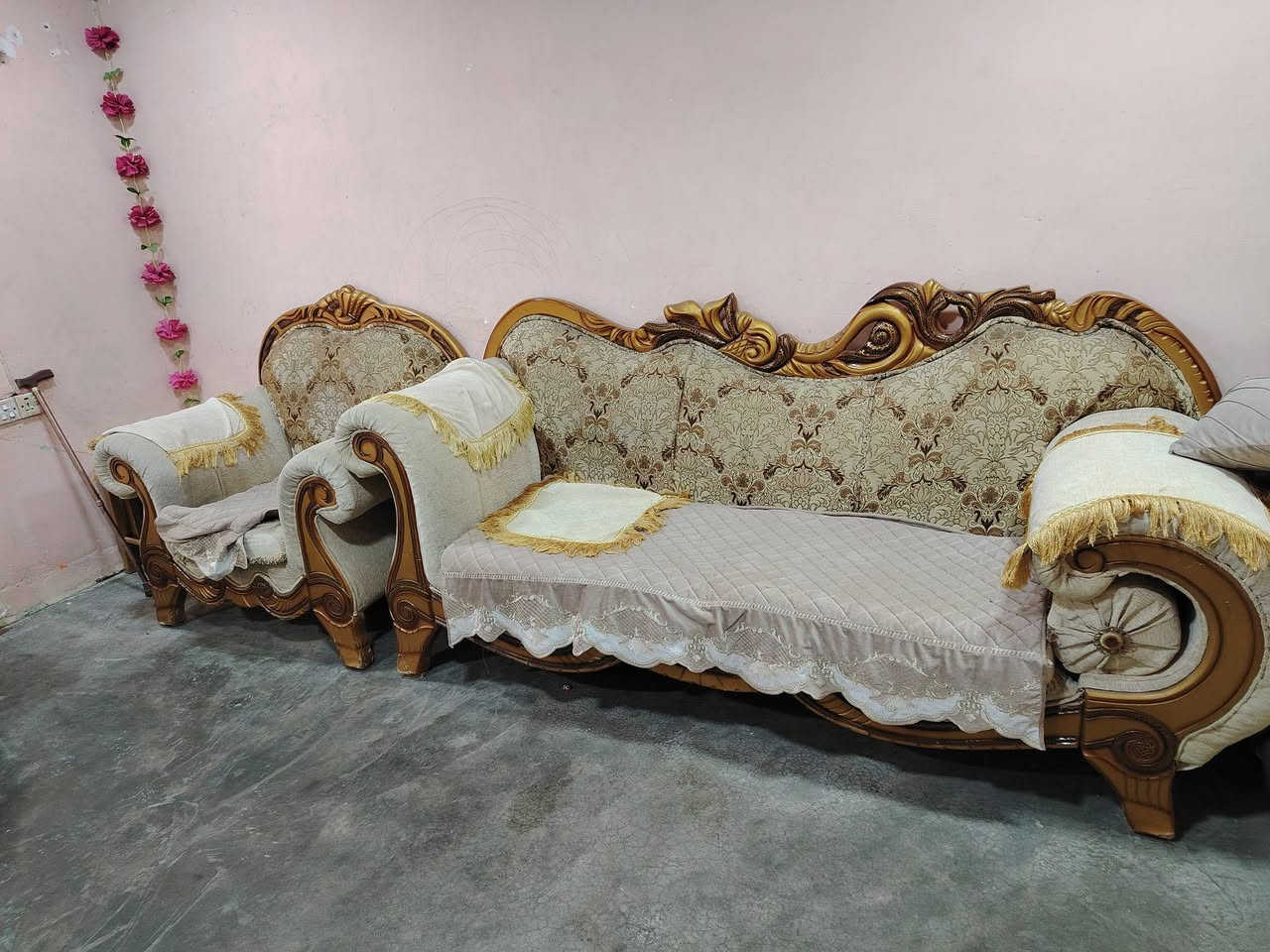 قنفات البع سعره ٣٠٠ بيه مجال كركوك ***********
