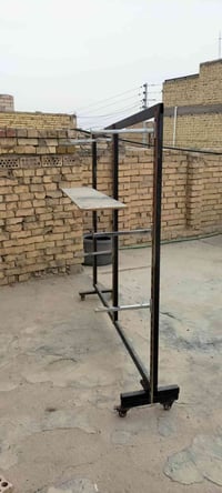 ميز رفوف • أثاث منزلي