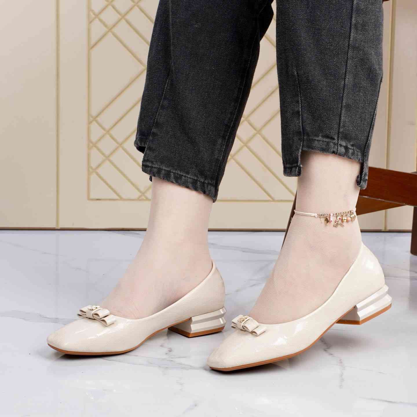 ⁨ جديد الأصالة 🆕
حذاء نسائي كعب 2 سم 👍
كوالتي عالي طبي مريح وخفيف 😎
القياس : ( 37 - 38 - 39 - 40 - 41 ) 💯
العنوان : الانبار - هيت - الچري - داخل عمارة النشوة ❤️⁩


**إذا كنت صاحب هذا الإعلان وتريد حذفه لأي سبب، رجاءا أرسل رسالة إلى الدعم الفني**