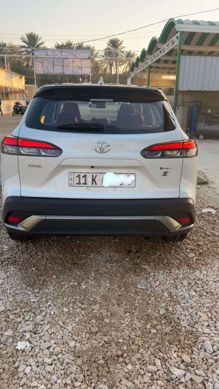 تويوتا فرونت لاندر ( تو كلر ) 2025
هايبرد محرك(  4سلندر ) 2000🔥

سياره رقم بغداد بسمي جاهزه 

🔅الموصفات

بصمة ابواب +بصمة تشغيل

فتحه سقف سلايد روف

كراسي جلد اسود + مغلف دوشمة الحفاظ ع سياره 

كرسي كهرباء 

صندوق كهرباء 

كامره خلفية دواره 

ويل كب اسود رياضي 

رادار امامي 

تحكم ستيرن 

مثبت سرعه + سياقه ذاتيه

اريل نفكيشن

كشاف LED

لايت عدسات بشكل مميز 

سياره بحالة وكالة ممشى 5000 بحالة وكالة 

البيع او مراوس حسب القناعه

العنوان المثنى -السماوة 

الاستفسار اتواصل ع رقم ***********
