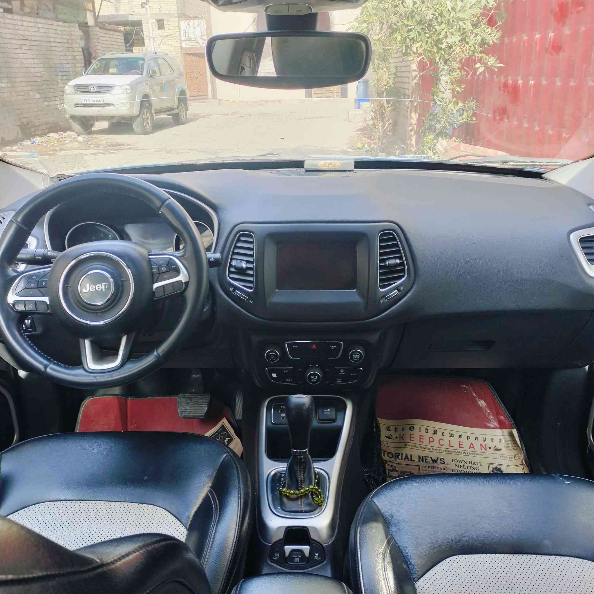 السلام عليكم جيب كومباس 2017
كير مكينه كهربائيات شاصي كله مكفول عليه ادامه كامله 

موصفات مثبت سرعة بنوراما عله طول القماره حساس اطارات تشغيل عن بعد اشارت ترحيب سستم سماعات كشنات جلد أصل كرسي كهربائي مال معوقين باقيله 3اشهر وتتحول باسمك حادثة وسونار بل صور سعر 118وبيه مجال 

مدينة الصدر ***********
