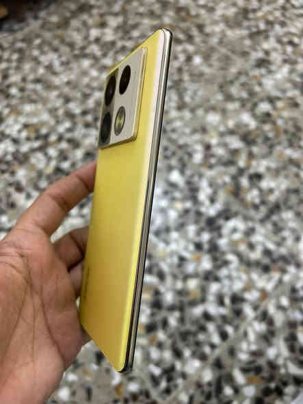 نوت ،40 برو مستخدم اسبوع فقط 
ملحقات كامله ...ذاكره 256

عشوائي 16

235 الف .... بغداد الحرية 

السعر ثابت .....بيع فقط
***********
