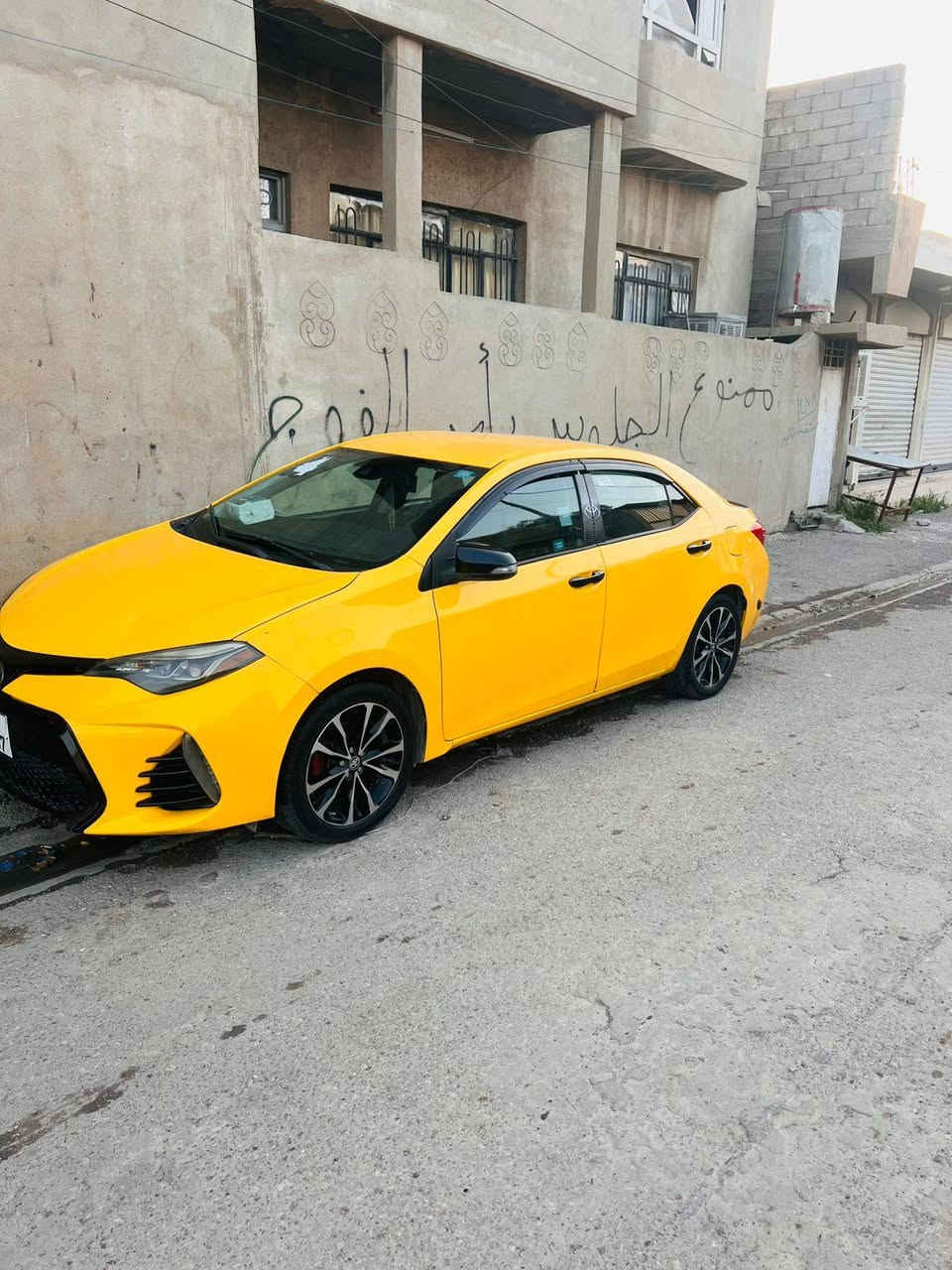 السلام عليكم كورلا 2018
SE
هذا الضرر موضح بالصور وبيها باب مبدل الي وراء السايق اصلي 
كير محرك شرط 
المحرك امبدل بي كازكيت 
رقم بغداد سنوية 2029 بسم صاحبه هو الي يبعك
منظومة غاز 
تخم تاير جديد والسيارة احلى من الصورة 
السعر 160
#ملاحظة ترهم مراوس مع كورلا فقط حصرا 2018 او 2019

ابيض  فول هم ترهم 
#ملاحظة مكلف بالنشر 
الإتصال على الرقم
*********** واتساب
