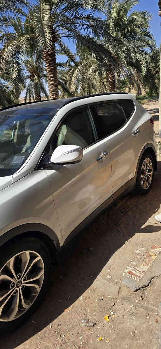 سنتافي 13 خليجي رقم مثنى مميز بأسمي 6 سلندر
 فول مواصفات 7 راكب مكفوله من الضربه والصبغ
 للبيع السعر 168
مبدل كازكيت اصلي حديد للاستفسار عالى الرقم ***********
***********
