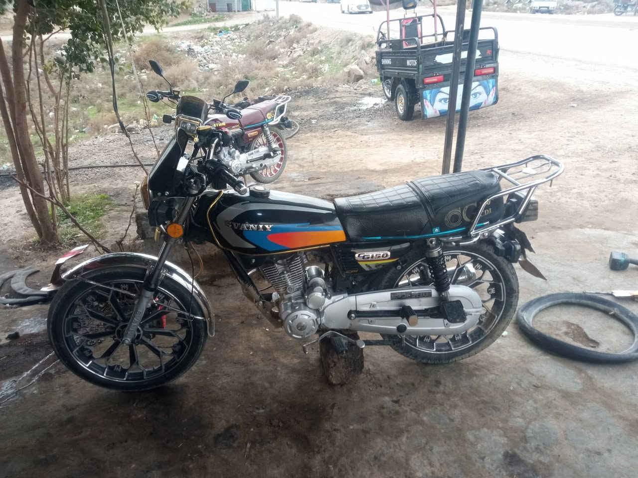 السلام عليكم
موطور 
سؤنك 25 بس التانكي مو لوه 
كلشي مايعوزو
الموطور نشط 
فولل 
للبيع ب 575وبيه مجال 
ملاحضه /يرهم مراوس حسب القناعه 
خاص مفتوح 🔓
الهاتف ***********
