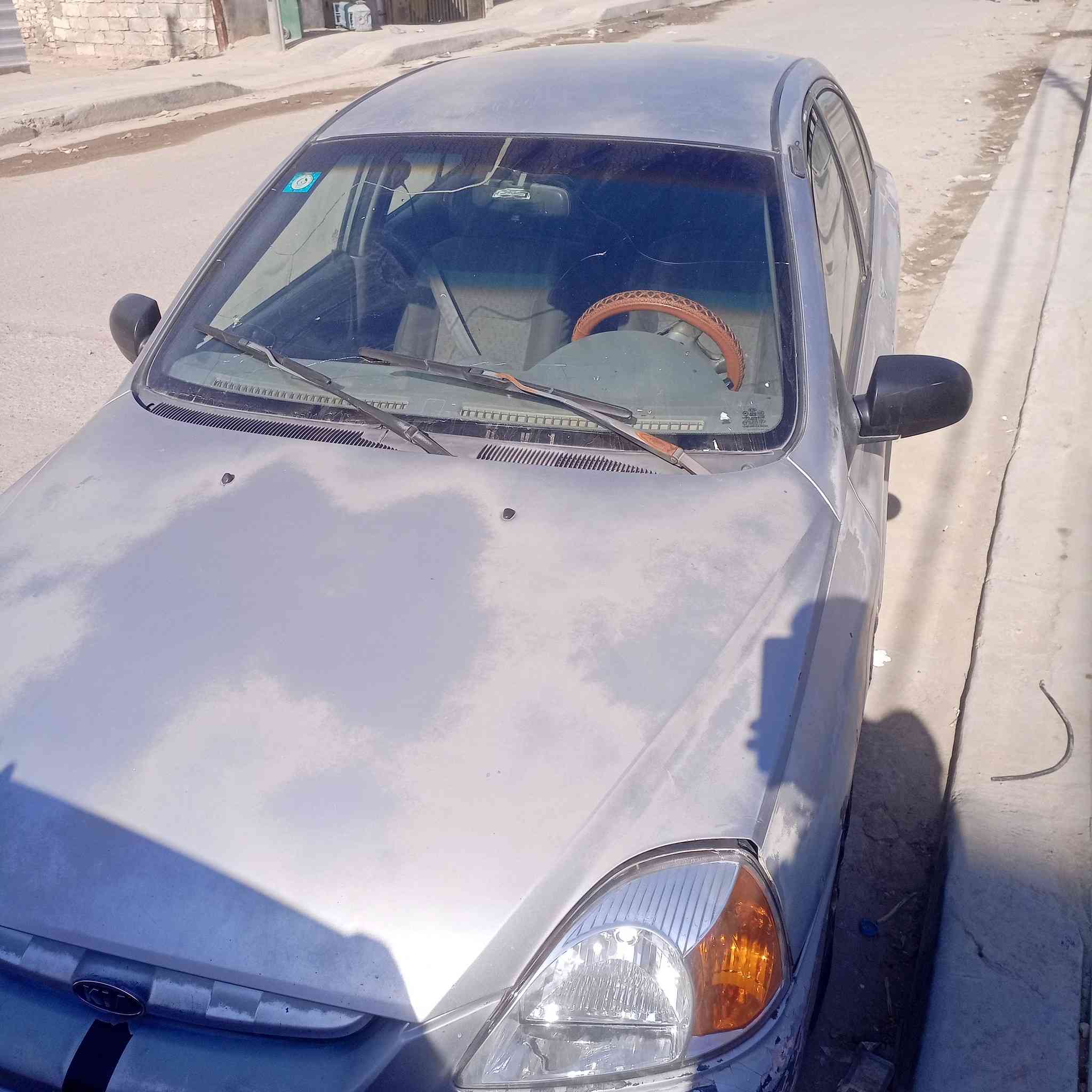 كيا ريو موديل 2004 رقم بغداد كير اوتوماتيك شرط تحويل السعر 38 للتواصل الاتصال على رقمي ، ***********
