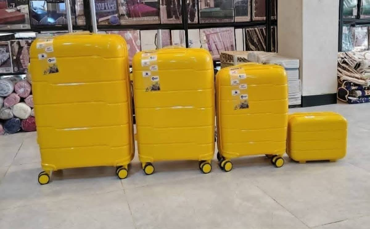 #عررررض_خااااص___عرررررض_خااااص

✈️🔥 عرض السفر المثالي وصل 🔥✈️

#سيت_جنط_سفر_ضد_الكسر

يتكون السيت من ٤ قطع
تصميم عصري وخامة قوية تتحمل السفر والاستخدام 💼🧳
✅ خفيف الوزن
✅ عجلات 360° حركة سلسة 
✅ خامة قوية ومقاومة للصدمات
✅ مقاوم للماء
✅ سحاب ومقابض متينة
✅ تحتوي على رمز سري للقفل

💰 #السعر_فقط : ٨٥,٠٠٠ دينار للسيت كامل

مناسب للسفر ✈️ وللعوائل والطلاب والتنقل بكل راحة 😍

#تباع_مفرد //
الحجم الصغير ١٠٠٠٠ دينار فقط
الحجم الوسط ١٨٠٠٠ دينار فقط
الحجم الكبير ٢٨٠٠٠ دينار فقط 
الحجم الكبير جدا ٣٥٠٠٠ دينار فقط

📍الكمية محدودة و السعر ثابت و مناسب جدا 

#متوفرة_5_الوان
( الأسود - الليموني - الفستقي - التركوازي - الوردي )

راسلونا للحجز والاستفسار و التوصيل 📩


**إذا كنت صاحب هذا الإعلان وتريد حذفه لأي سبب، رجاءا أرسل رسالة إلى الدعم الفني**