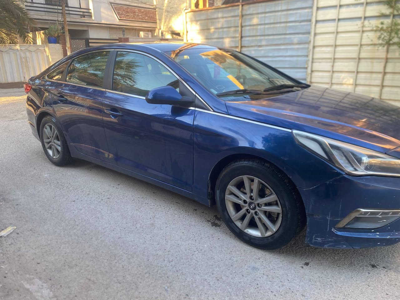 سوناتا موديل 2015 امريكي بيها 4 قطع صبغ بدون دواخل السعر 105 محرك كير كفاله للاستفسار ع رقم ***********
