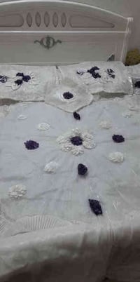 نجف • سرير • للبيع