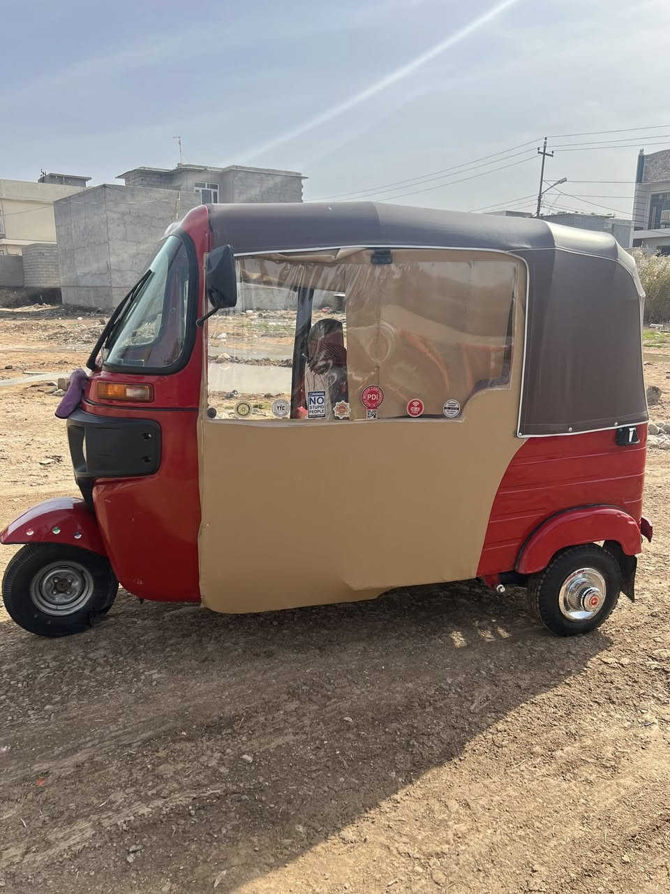 سلام عليكم تكتك للبيع موديل 20 رقمهم بغداد رقم الهاتف *********** اخوان لحد يدخل خاص العنوان ديالى بعقوبة الصناعة الثالثة
