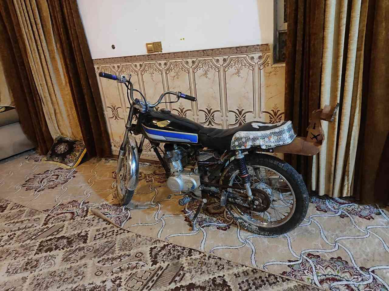 سلام عليكم دراجه كلك البيع مكاني شاميه  و هاذه رقمي ***********
