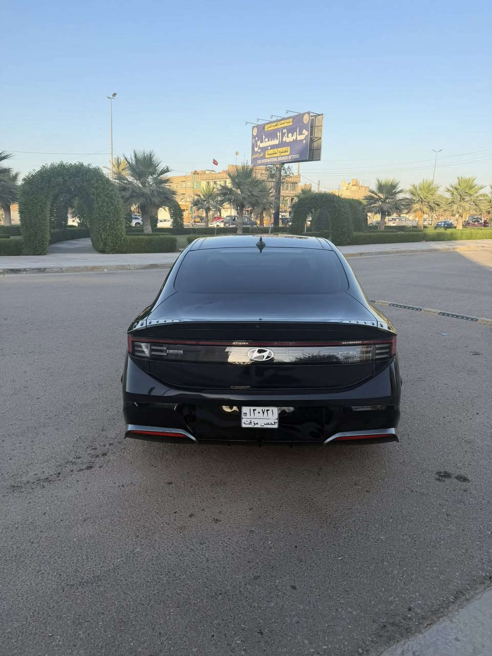 سوناتا 2024 فول بيع او مراوس 
بانوراما/ويل كب الجبير/رادار امامي وجانبي وخلفي/قيادة ذاتية
تحديد مسار/نقطة عمياء/شاشة جبيرة متصل/فول تحكم استيرن
لد مسطرة امامي خلفي/لايتLED/ بك لايت LED/ تدفئة كشنات
بصمة ابواب وجنطة/تشغيل عن بعد/ابل كار بلي/اندرويد اوتو
اوتو هولد/3 وضعيات قيادة/مكينة 2500 cc /كير 8 سرعات
شحن واير ليس/ شفتات ستيرن/ ماشيه 6 الف قابل للزياده
حادثه جاملغ او باب السايق بيه بطرف البنيد والهلال الجاملغ الخلفي او مكان بسيط جدا بالجنطه شبه التكحيل 
ايرباك البرده السياق والكشن السياق 
السعر 185 وبيه مجال  
*********** اتصال او واتساب
