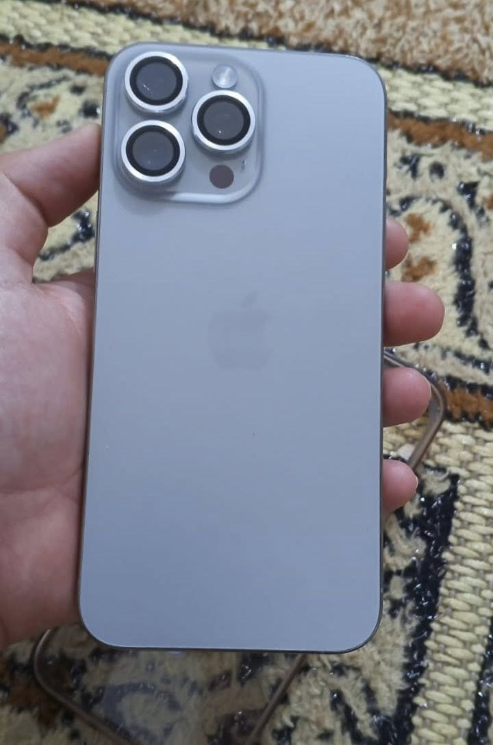 ايفون 15 برو ماكس ذاكره 512 بطاريه 93 عدد الدورات 377 شرق اوسط نموذج m أللون تيتانيوم المميز مكفول كفاله عامه من الفتح والتبديل بدون ملحقات 
السعر 1075.     العنوان بغداد البلديات 
الهاتف *********** .
