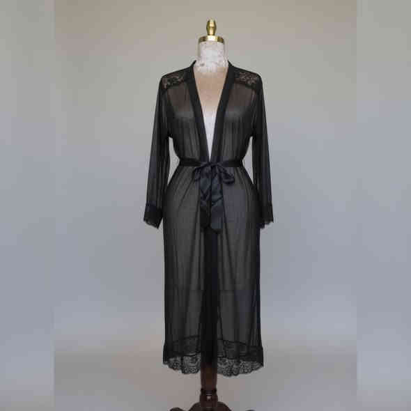 سيت روب 3 قطع روب + توب + بكيني
الخامة : شيفون
القياس : فري سايز
سعر الدرزن: 43,000
مفرد :10,000
للحجز : @Bagdashiq
واتساب :***********
