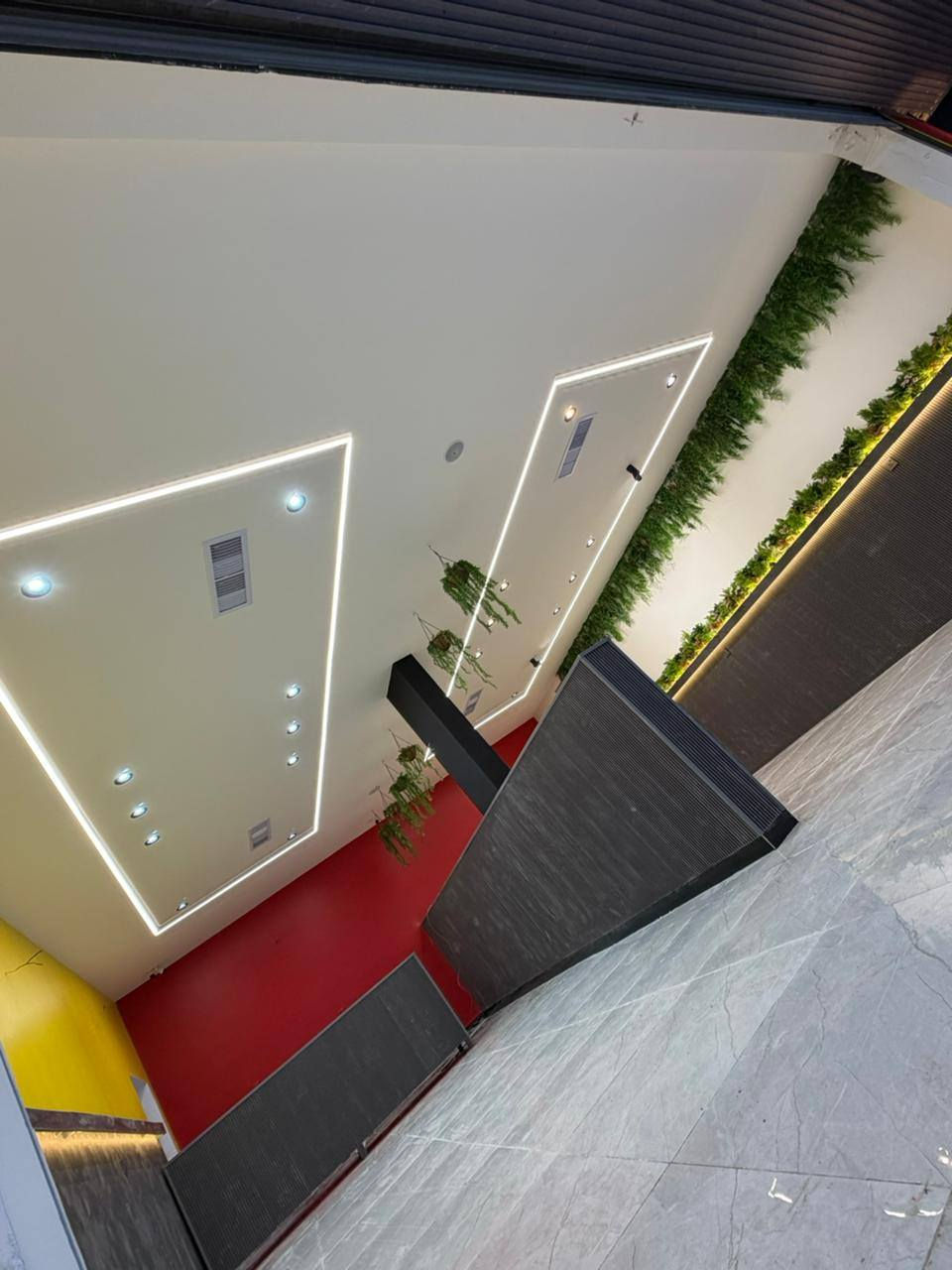 تم انجاز العمل
🌹🌹🌹السلام عليكم🌹🌹🌹
جاهزين لعمل جميع ديكورات داخلية #بأسعار 💸#تنافسية💸
لعمل السقوف #المغربية بأحدث الموديلات
والسقف #الثانوي 
 #ديكور_تلفزيون✨❤️
بديل خشب _بديل رخام_فلين داخلي🛫♥️
تغليف جدران ⭐🧱
وايضا لصبغ الداخلي والخارجي💲
#ملاحظة 🔴جميع الاعمال هندسية 🔴

رقم الهاتف ***********
او مراسلة الصفحة
