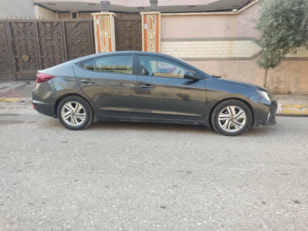 النترا ٢٠٢٠ رقم اربيل 
ضرر/ جامرلغ وبونيد صبغ بدون دواخل شاصي وبطاين بالشرط وبيها مكانين بارد ايرباك فقط ستيرن 
 
مواصفات شاشة وكاميرا رادار أمامي وخلفي ونقطة عمياء وتحديد مسار وكشنات جلد 
مكاني كركوك 
سعر ١٣٠
*********** كركوك, العراق
