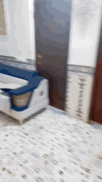 #السلام_عليكم 
دار للبيع ٢٠٠م قاطين دور الزراعة الثالثةكامل خدمات تبليط مجاري موقع بضهر الفرن كراج سيارة وحديقة إستقبال ٤في٦مطبخ ٤في٥ صالة٤في٨ غرفتين نوم ٤في٥ حمام غربي ٢في٢ ترك خلفي الطابق الثاني غرفتين نوم زائد حمام شرقي زائد صالة ٤في٨ تأسيس البيت بالكهرباء والماء والمجاري بمواد درجة أولى البيت ارضيته كرانيت سقوف ثانوية ازارة سيراميك  السعر مناسب للستفسار ***********
