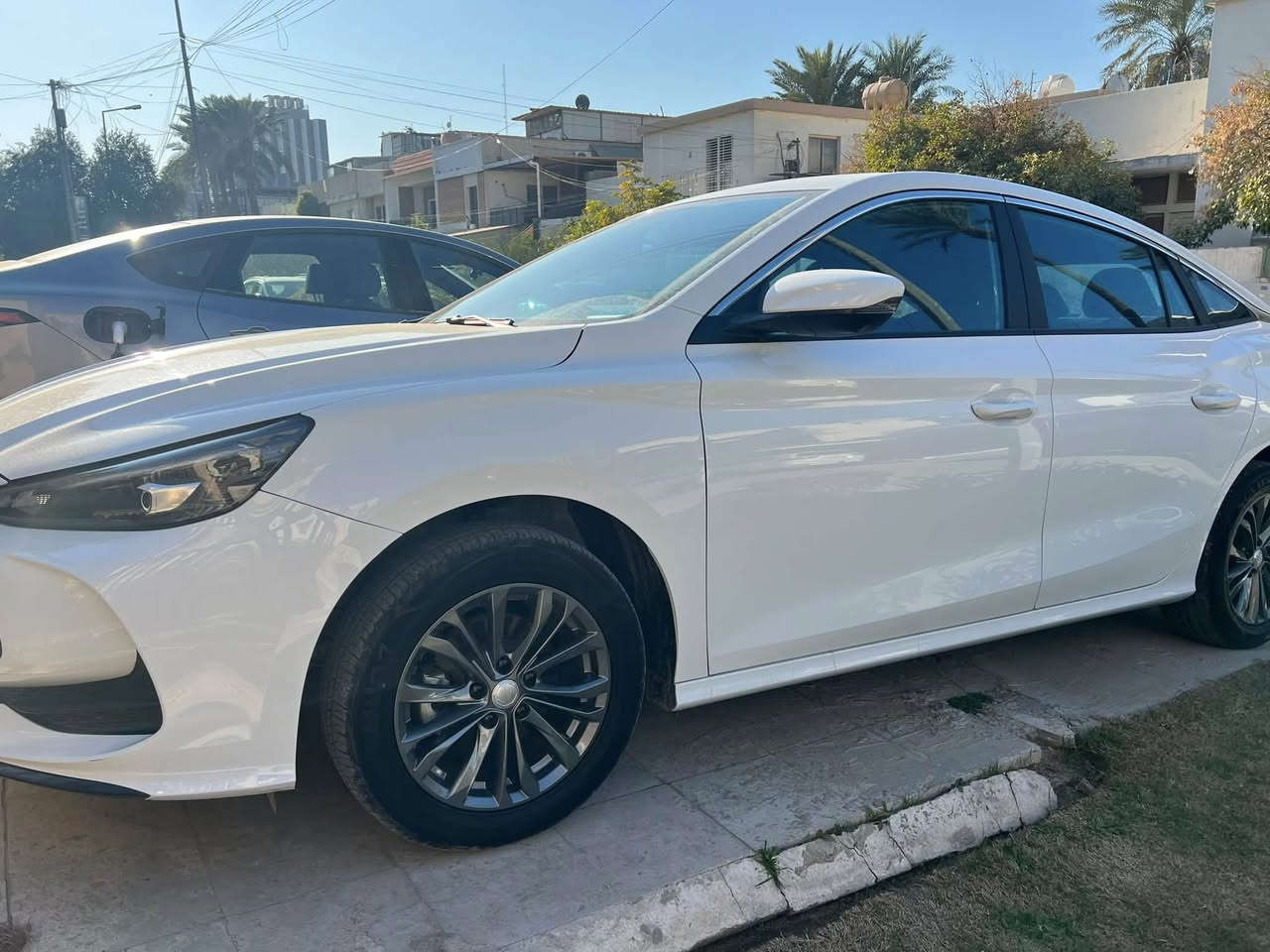 mg gt 2025 رقم سليمانيه ماشيه 11 الف سياره مكفوله من كلشي محرك 1500gdi فول مواصفات كامرات 360 فتحه حساسات وباقي المواصفات العاديه  ومسويله عازل حراري بي ضمان 10 سنوات  والشاشه مبدله نفس البلاديه بس نظام اندرويد  سعرها 500$ تكون تدعم كار بلي والوضوح اقوه  لان الشاشه الاصليه متدعم كار بلي وموجوده هم الشاشه الاصليه  رايدها مراوس ويه ماليبو 
السعر 121$
***********
