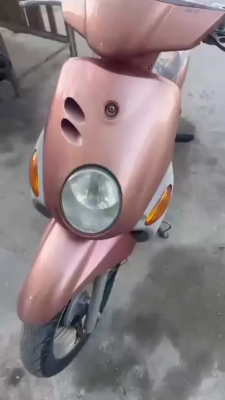 السلام عليكم شباب درجة فله مامفتوحه  شرط الفحص درجة ختم واحد اسعر واحد 50وبيه مجل الدرجة صله 3ايام من طالعه من احويه ارقم ***********وتحياتي المريضه اطلع كبل
