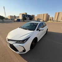 كورولا هايبرد للبيع  تجميع شكل الخليجي 2023  الموصفات  🔹دخول ذكي   🔹مس...