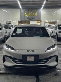 متوفر BYD سيل6 موديل 2025  السعر 21/000000مليون غير شامل الوحات المرور...