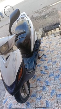 دراجة ماكس ١٤٠ شلعة و معدل كفرات كاملة نضافة ١٠٠٪؜ مكينه برغي ممفتوح م...