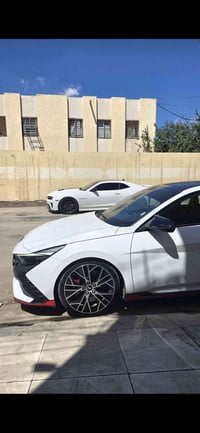 للمراوس  N23 حادث قطعة ونص بدون دواخل 07762921453