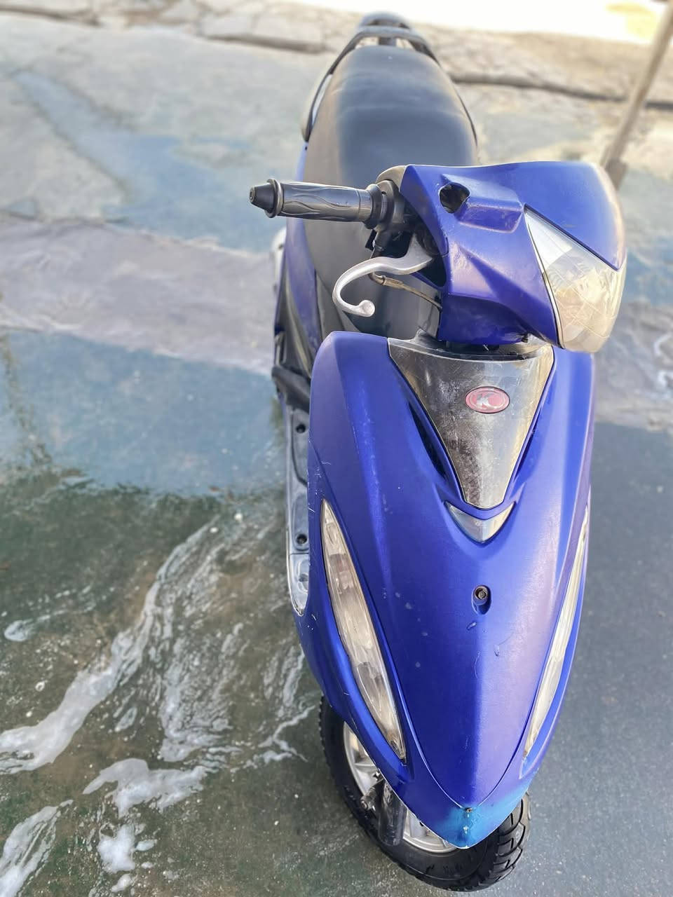 دراجه كامكو جي فور
دراجه سلف هندر 

كهربائيات كلها كامله 

بكل وكت نكره 

مفتوحه بوشه وبستم اول مره 

دراجه شلعه معدل حلو

مكينة ناعمه كلش تجي وتفحص 

سعرها 450 وبيها مجال للشراي 

مكاني منصوريه


**إذا كنت صاحب هذا الإعلان وتريد حذفه لأي سبب، رجاءا أرسل رسالة إلى الدعم الفني**