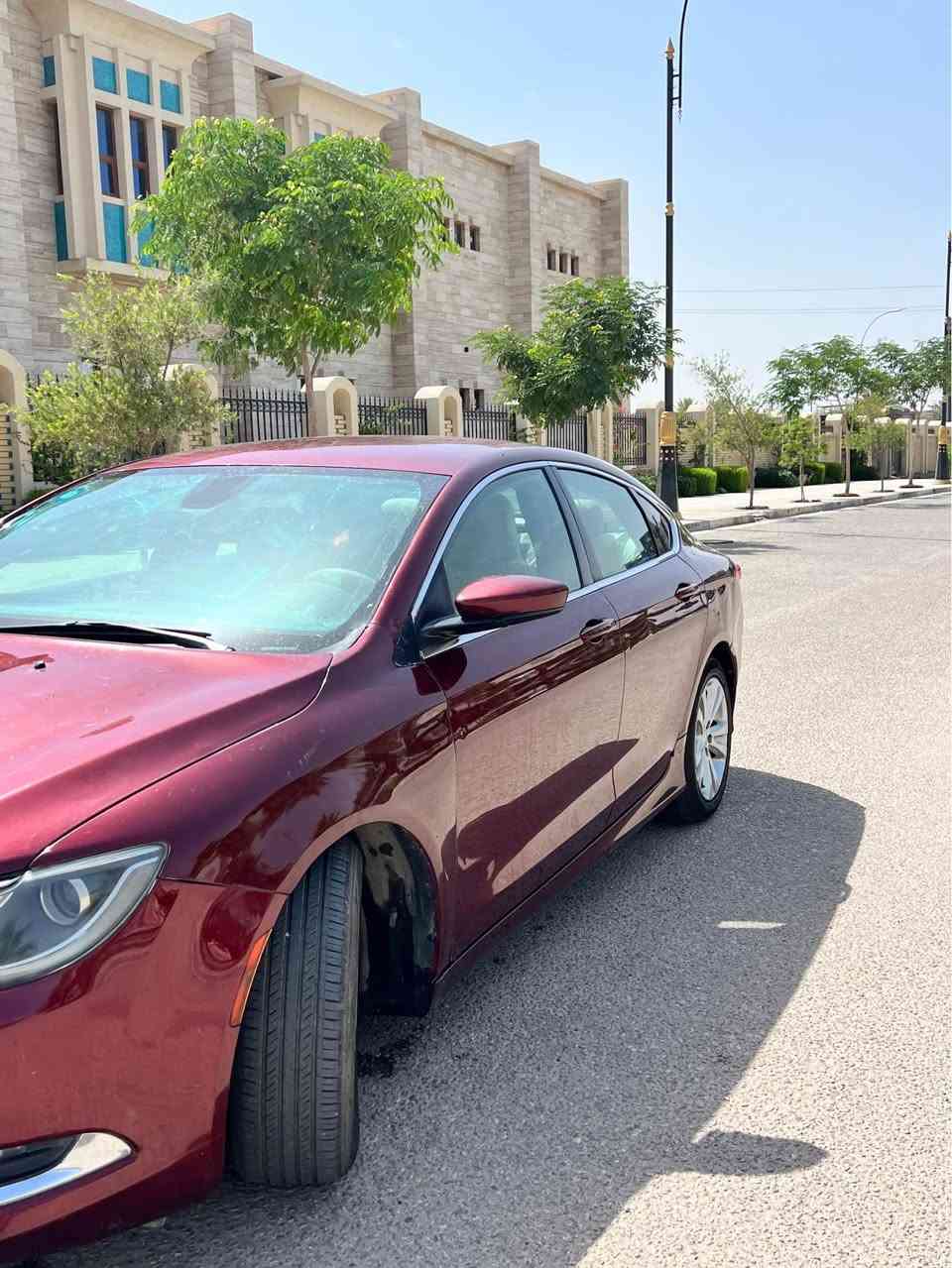 سلام عليكم 
C200 
موديل 2016
رقمها بغداد مشروع وطني 
لون ماروني 
السنويه بأسمي تحويل ثاني يوم السياره جاهزه نقصها تبريد بيها 4 قطع تخم تاير جديد باتري جديد حداديه اماميه جديده السياره مرتبه 
سعرها 84 وبيها مجال بسيط 
مكان السياره كربلاء 
*********** كربلاء, العراق
