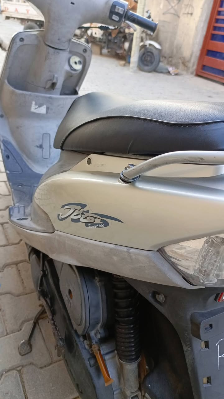 ترايش وكفرات ماكس منغولي
كفرات ماكس منغولي لون رصاصي بدون جاملغ  ✅
تايواني مختم (ختم واحد)  ✅
ترايش جدد ماكس منغولي ✅
سعر الكفرات 20 قفل 🫵🏻
سعر الترايش 10 قفل 🫵🏻
السماوه قضاء الخضر / ***********
