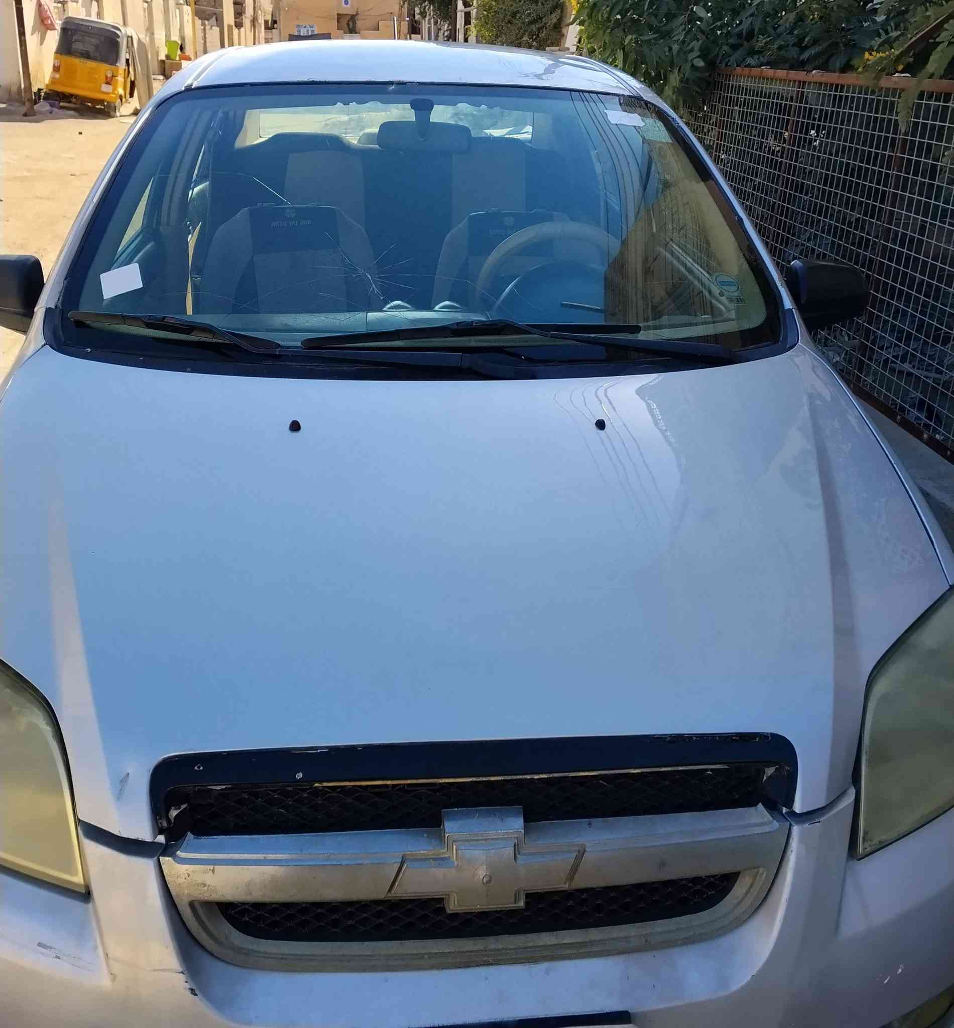 افيو موديل 2013 خليجي رقم بصره مشروع وطني 
محرك 1600 كير اوتماتيك مكفولات 
السياره جاهزه 
تبريد 
حداديه 
تخم تاير 
دواخل لونين 
ارضيه جلد 
السعر 65 وبيها مجال حك الجيه
 مكاني ناصريه مركز 
***********
