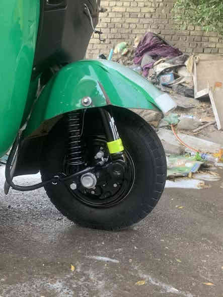 السلام عليكم تكتك البيع 2022-10-19رقم وسنويه لوحات نكليزي معمره بس دوس وبيه طخه بل بكليات فقط تكتك خير من الله مكينه وكسل مكفولات السعر 9 وبيه مجال كلش قليل *********** 
ما متواجد عل خاص 
ملاحظة التكتك منزله زيرو 💚
