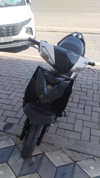 سكنس • نضيفة • كفر امامي