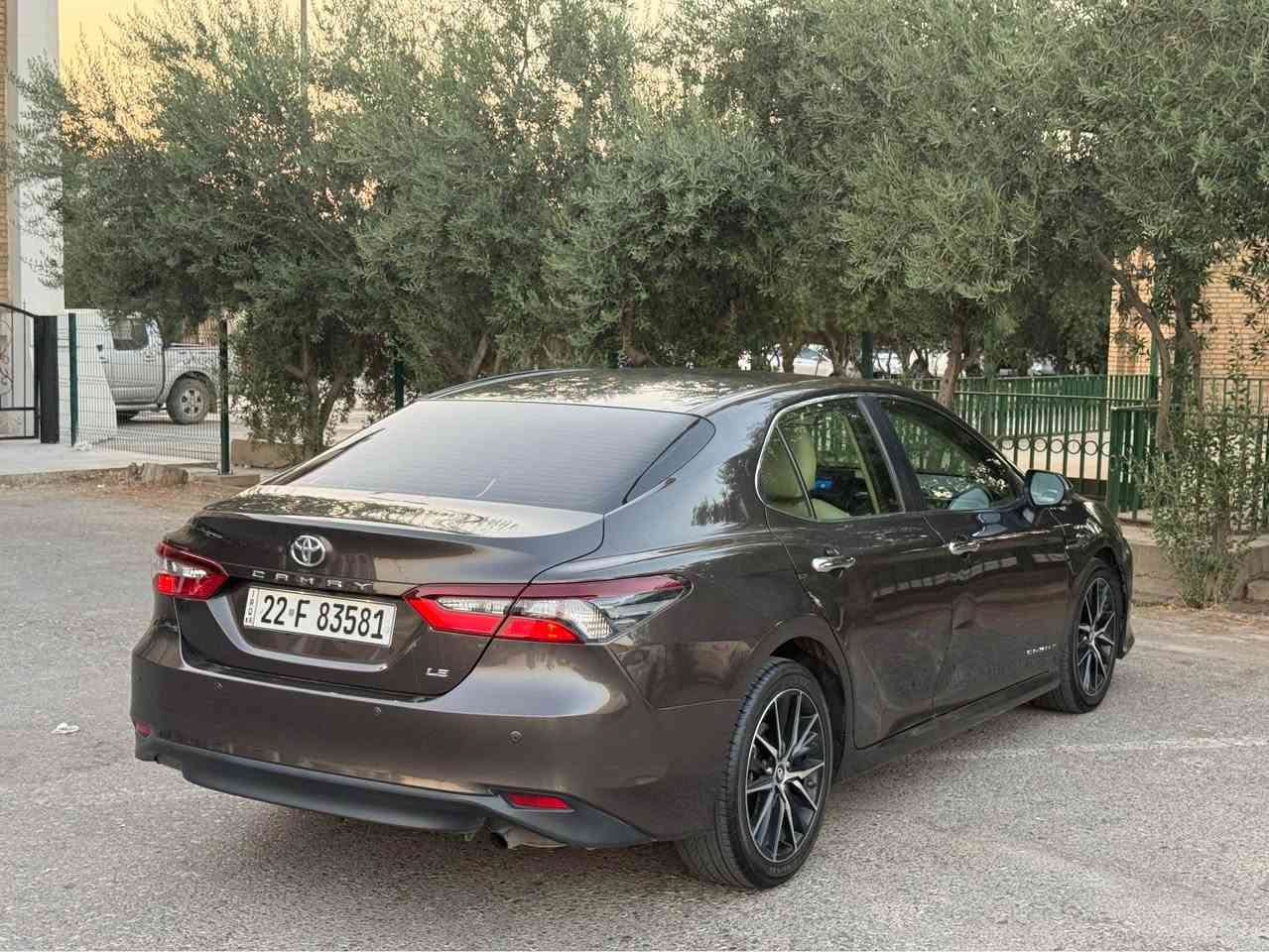 تويوتا كامري ٢٠٢٣ خليجي ياباني اصل 
مكينه ٤ سلندر ٢.٥ تنفس طبيعي 
مكفولة من الصبغ   
السيارة جديدة كلش 
الون برونزي مميز
المواصفات السيارة LE المعروف
داخل كريمي المرغوب يجي بس بالكامري خليجية 
مقاعد جلد ، لايتات امامي عدسات  Led ابيض ، و Led نهاري ، كامرة خلفية و حساسات , ويل 18 من احلى طراز وتصميم  
السيارة ماشية 48,000 km
***********
عنوان سيارة اربيل أربيل, العراق

