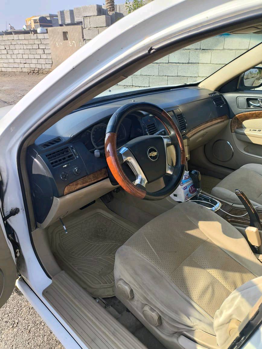 سلام عليكم 
سياره شوفرليت ابيكا لون ابيض موديل 
2009
6 سلندر
2400 محرك چبير 
وترهم اقساط حسب الاتفاق
مكانها تكريت