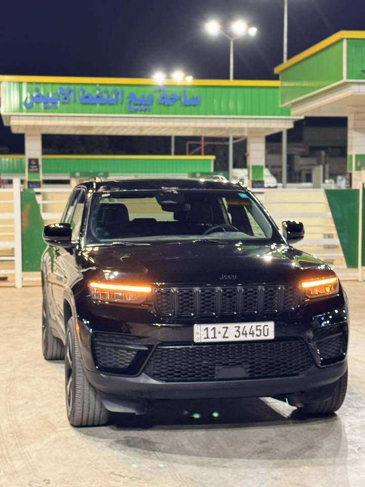 لسلام عليكم
جيب بلاكتوب 5 راكب موديل 2024 أمريكي

الحادث 

 تبديل بنيد ابلادي نفس اللون او الدعاميه هم امبدله نفس اللون او  جاملغ يسره امبدله نفس اللون 
او بيه عله كد شبرين بارد يعني السياره بدون صبغ 

الشواصي والغود سليمات 

________________________________________________

المواصفات 

فتحة سقف

شاحن الاسلكي

ردار امامي 

حساسات خلفية 

نقطة عمياء 

مثبت سرعة 

تحذير خروج عن المسار 

صندوك كهرباء 

تشغيل عن بعد 

بصمة ابواب 

تدفئة ستيرن 

تدفئة كشنات 

شفتات ستيرن 
اشاير بل مري 

وباقي المواصفات المعروفه 

ماشية 12

محرك 6 سلندر 

________________________________________________

السعر 320 او بيه مجال

مرقم بغداد بسمي 

العنوان بغداد الحسينيه مال راشديه 

رقم الاتصال ***********
