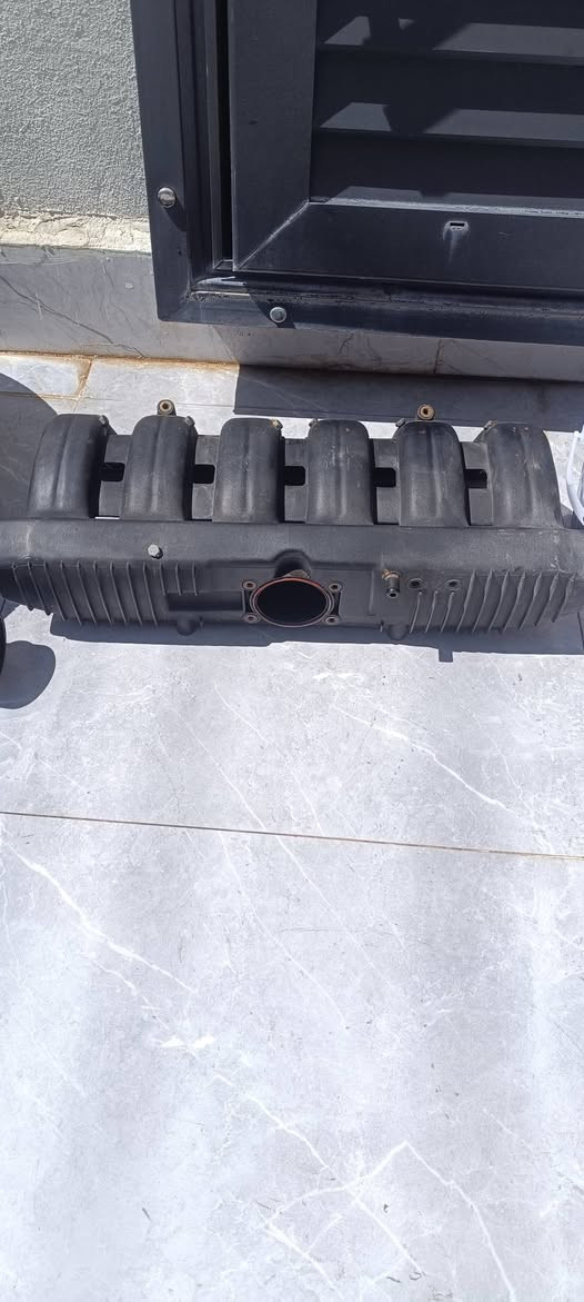 سلام عليكم غراض بي ام للبيع ايرفلو مال كصه دكشن بارد ويل صقر *********** متواجد واتساب
