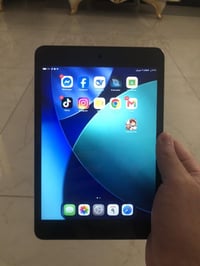 ايباد ميني 5 • ٦٤ • قفل