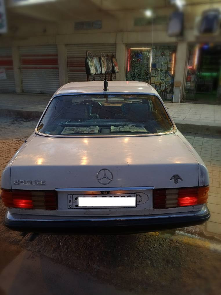 ((((السعر 40 وبيها مجال ))))
شاهد الله جوة السوك متوازي

-سيارة حيل نضيفة 
-مارسدس رئاسي للبيع🛩️
-سيارة بلادية من الطول للطول 
-مكينه 3600 ستة سلندر🚀 -بلادية 
-شلعة ومعدل تاكل الكاع💯
-شرط ترايها 200👍
-كهربائيات كلها شغالة لايت👌 -زنون عالي ناصي  بك لايت -اشاير يمنه ويسره  👉👈
-غرفة جديدة 💰
-تخم تاير جديد 
-سيارة مال جناي 💎
-رقم بغداد  انكليزي تحويل -مباشر 
-سنوية لل 30
-السعر:  40 وبيها مجال💵
-العنوان : بغداد الشعب 🏡
-الرقم : *********** خابر وتدلل تشلع عيوني ☎️
