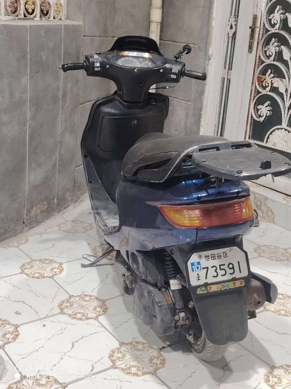 سلام عليكم فراشه مكينه ما مفتوح نعومه شلعه ومعدل كهرباياته كله شغاله سلف هندر كلوبات كله شغال ما عايزه اي شي لسعر400 وبيه مجال حك لجيه عنوان نجف رقم لهتف  ***********
