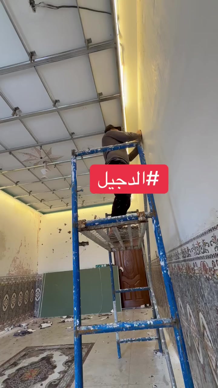 ***********
ديكورات داخليه 
ديكورات خارجيه 
اصباغ 
ترميم
