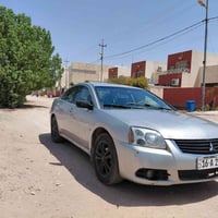 متسيوبشي كلنت  ١٠  جاهزه من كل شي  مراوس دبل قماره ال ٢٠٠ مكفوله  وفرق...