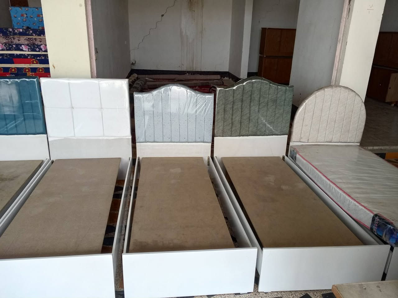 جرابي نفر واحد شغل درجة اولى
الموقع العلم الربيضه مقابل مدرسه سومر 
للحجز والاستفسار يرجى الاتصال المرسله على وتساب عل  الرقم التالي ***********اسيا 
 ***********زين
