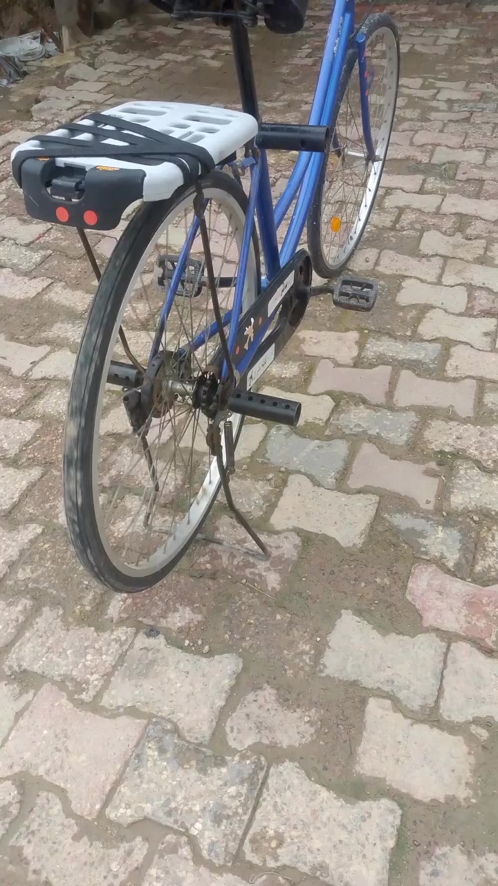 سلام عليكم بايسكل للبيع موديل 16 شغال سعر ٧٠ وبي مجال المكان السماوة ابو جويلانه


**إذا كنت صاحب هذا الإعلان وتريد حذفه لأي سبب، رجاءا أرسل رسالة إلى الدعم الفني**