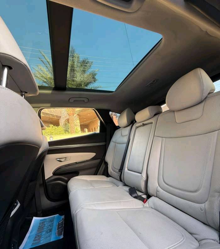 
ما هي سنة الصنع؟: 
 هونداي توسان  Limited 2024
هل السيارة قديمة أم جديدة؟: 
2024
كم عدد المالكين السابقين؟: 
1
ما هو سعر السيارة؟: 
31 مليوت
أين تقع السيارة حالياً؟: 
بغداد المنصور