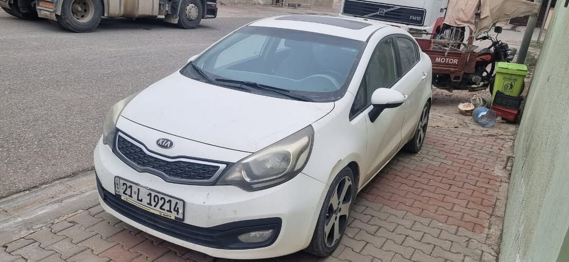 كيا ريو ٢٠١٣ خليجي
ماشي ١٥٨ الف كم
السنوية ورقم جديد ل ٢٠٢٩
نصف باب السائق صبغ
فول مواصفات 
شرط التحويل والغرامات
 سعر ١٠٥
رقم واتساب ***********
