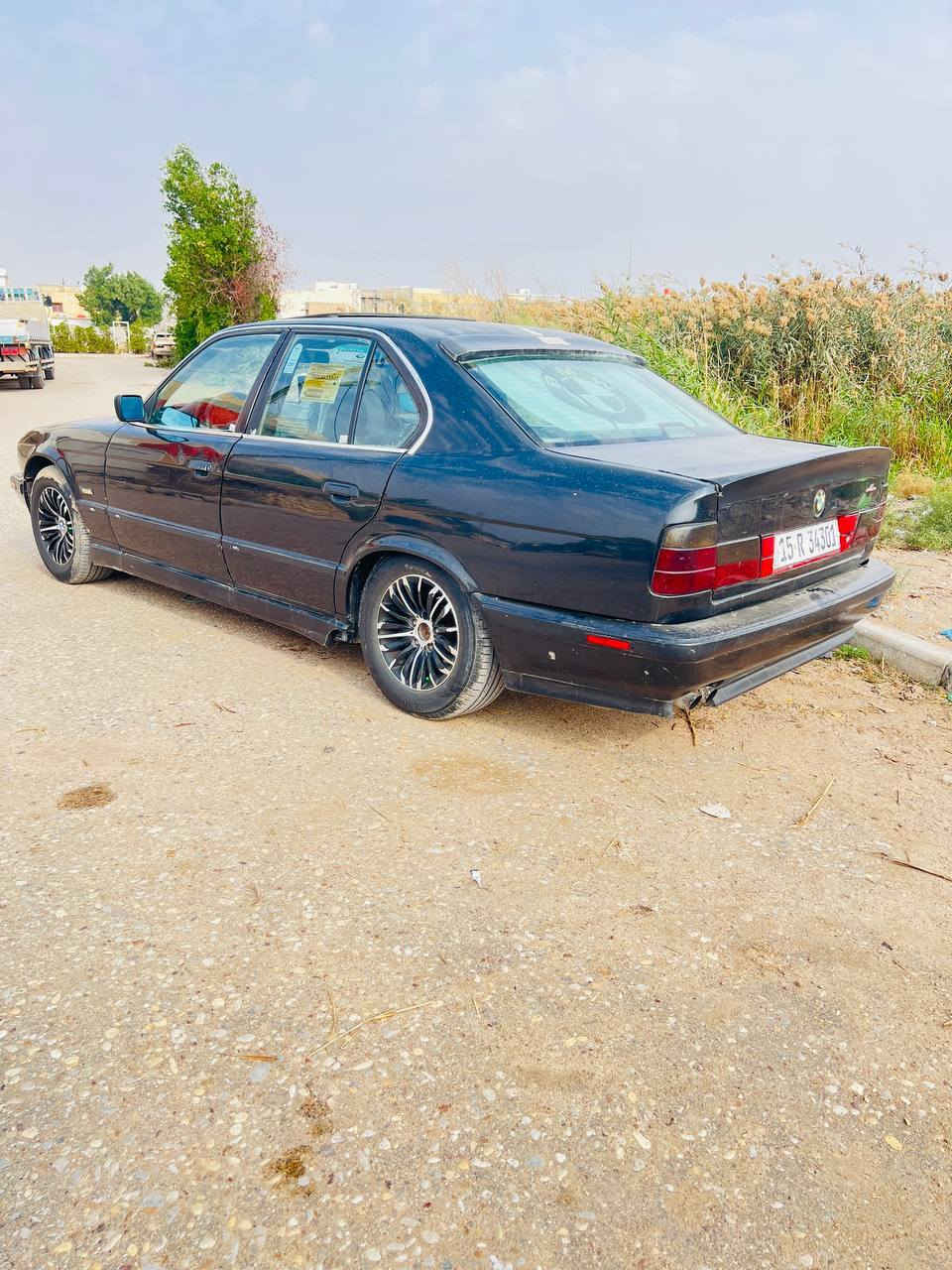 السلام عليكم BMW535 موديل 1991
كير مكينه نضيف كشر نضيف 
صبغ حزام جمال 
سنويه 29 هزه جديده تحويل ثاني يوم
سياره جاهزه ما ناقصها اي شي 
فتحه كهربائيات كلشي شغال 

السعر 50 مكان ميسان 

***********
