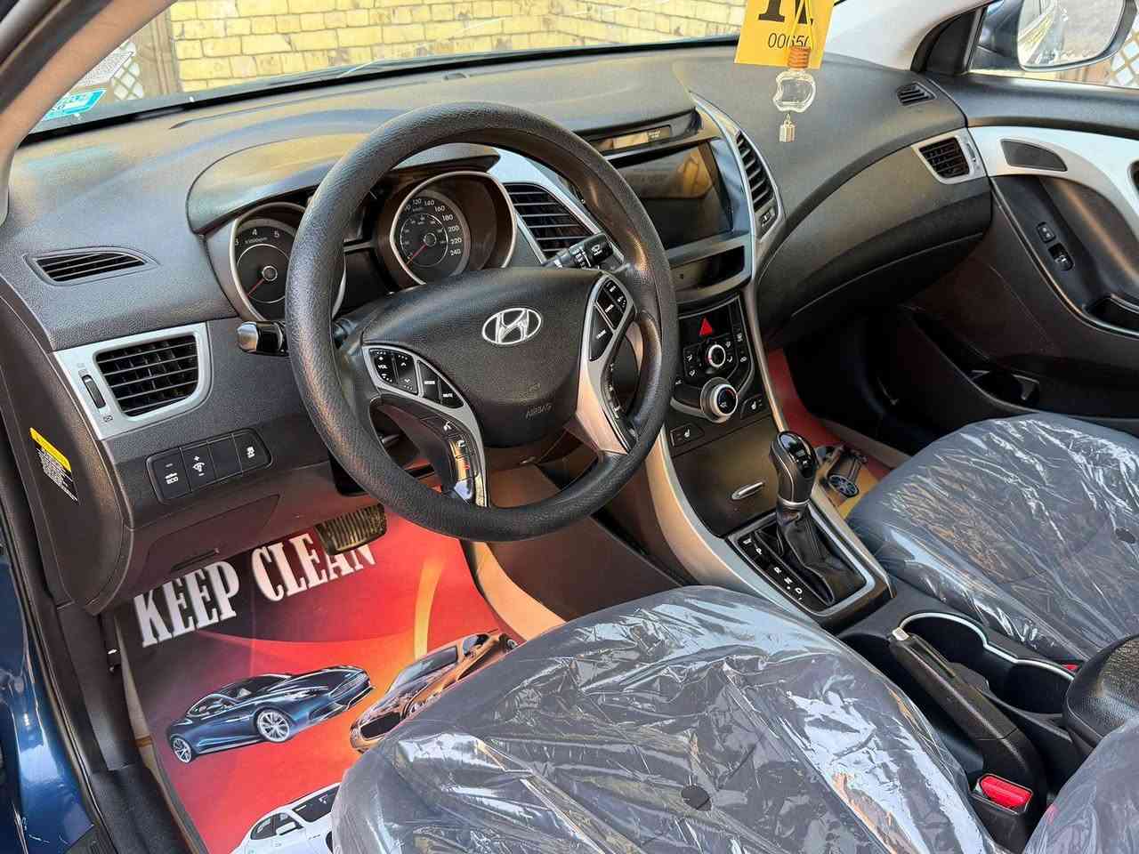 أللهم صل على محمد وآل محمد 
السلام عليكم ورحمة الله وبركاته..
النترا موديل 2016 أمريكي محرك 2000 شرط مامفتوح ع وضع الشركه بيها تبديل الجاملغ الامامي اصلي نفس اللون والباقي كفاله ضربه وصبغ وتبديل وفتح سياره جديده وجاهزه إستخدام شخصي رقم ذي قار دولي مشروع وطني تحويل ثاني يوم سنويه لغاية 2030 مواصافات السياره فول مواصافات فتحه تحكم استيرن جيهتين شغال شاشة وكامره ويل كب بلاجكتور لايت زنون حاكيه مواصفاتها كلش حلوه كير ومحرك مكفولات حداديه 100% كهربائيات كلها شغاله تبريد ثلج تدفئه دواخلها كلش جديده سياره كلش حلوه لا طخات ولا بارد مكان السياره ناصريه مركز السعر 106 
***********
