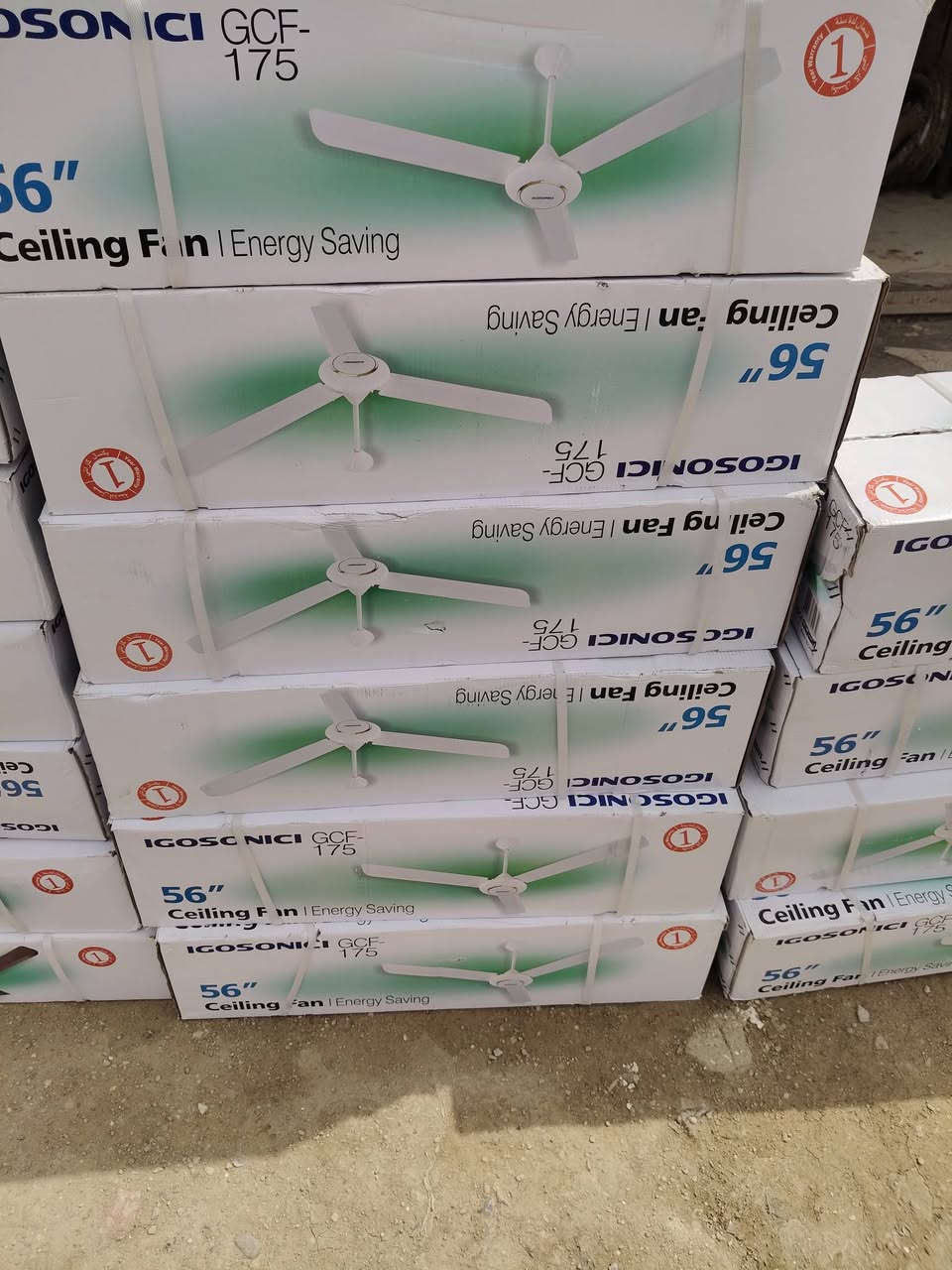 مراوح لونين بسعر مناسب ابيض واصاجي كارتون بيه 3 مراوح سعره 58 الف ***********
