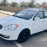 مستعجل ع البيع اكسنت موديل 2009 خليجي مكينه و كير وحداديه   و تبريد كف...